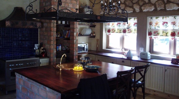 Riverside Hide-a-Way