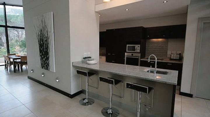 The Glen Three-bedroom Loft Apartment