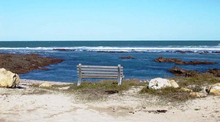 Rosilou Seafront Accommodation