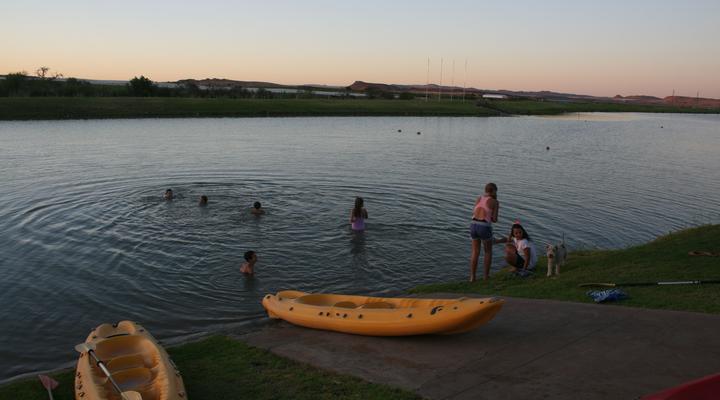 Lake Grappa Guest Farm