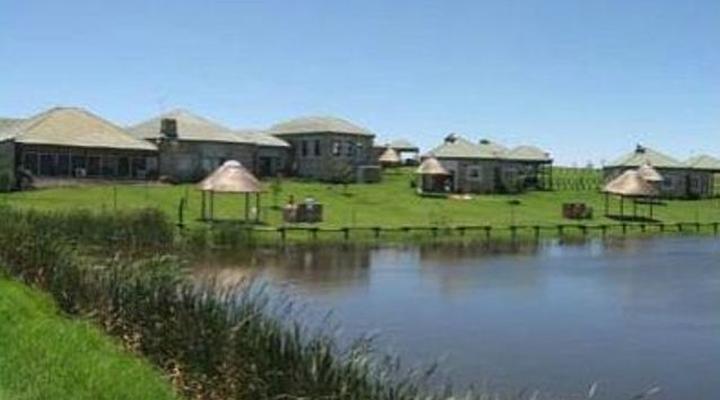 Rhino Lodge Game Farm