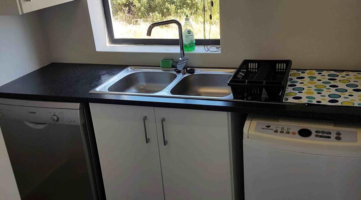 Mountain and Sea House and Cottage