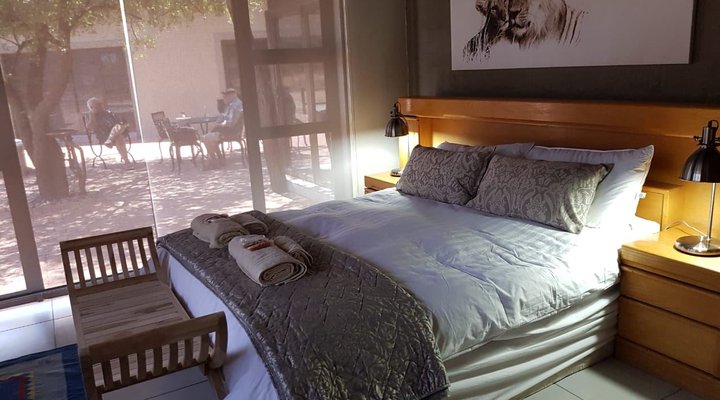 Nageng Lodge Mabalingwe