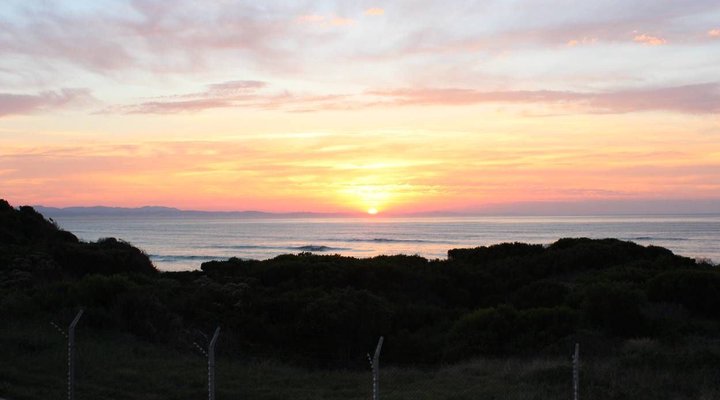 Waterside Living - Blues Bay 16