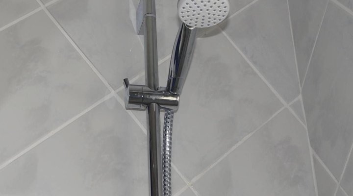 Waterside Living - Claptons Beach 16