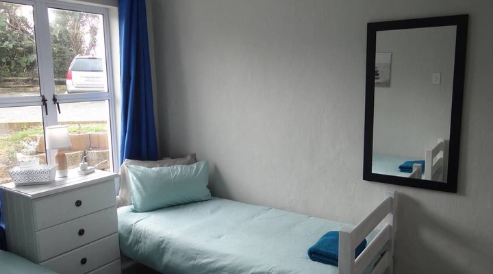 Waterside Living - Claptons Beach 16