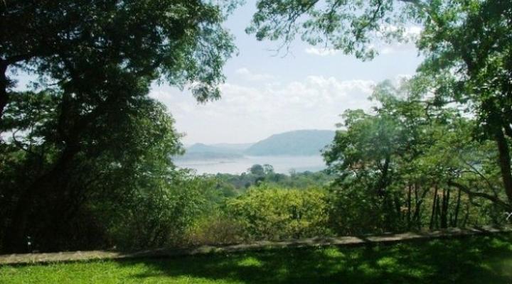 Clever’s Lake View Resort