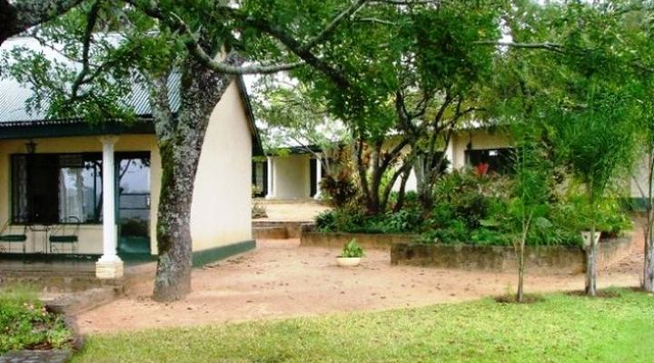 Clever’s Lake View Resort