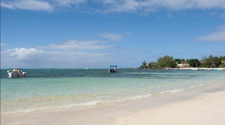 So Beach Luxury Villas