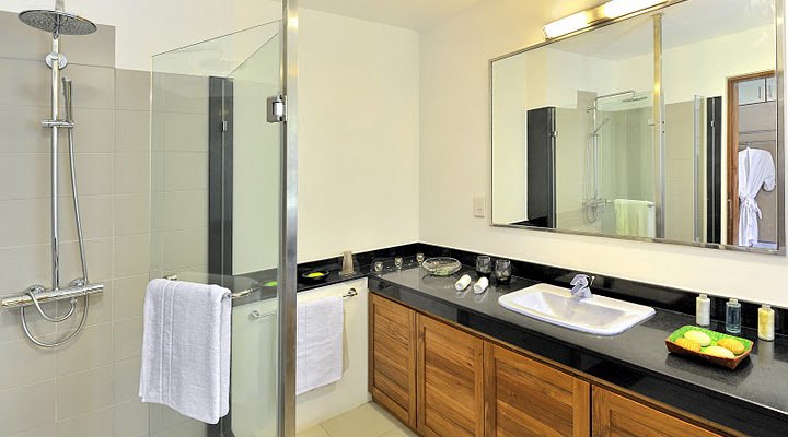 So Beach Luxury Villas