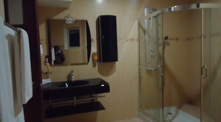 Udzungwa Falls Lodge