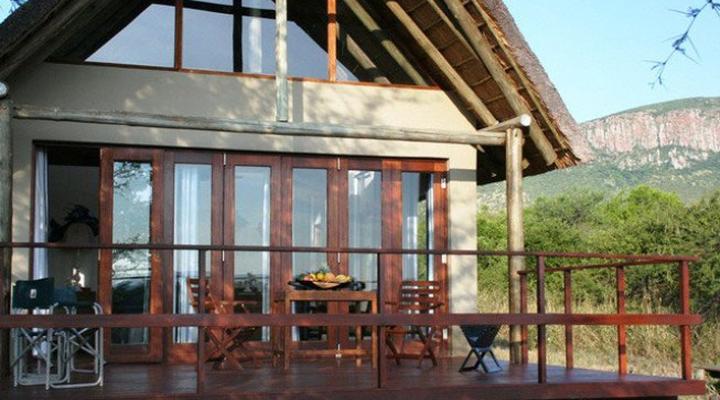 Royal Jozini Siqalo Lodge