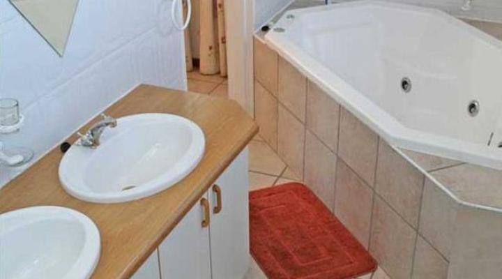 Shandraan's Guest House