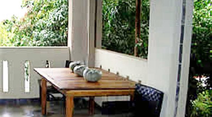 Domba Guest Lodge