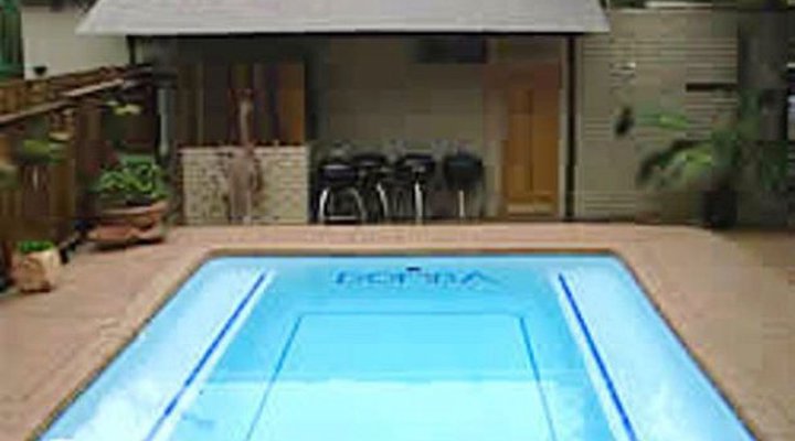 Domba Guest Lodge