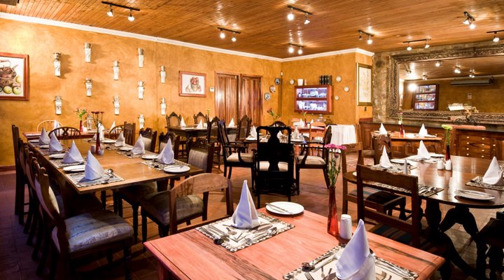 Misty Hills Country Hotel