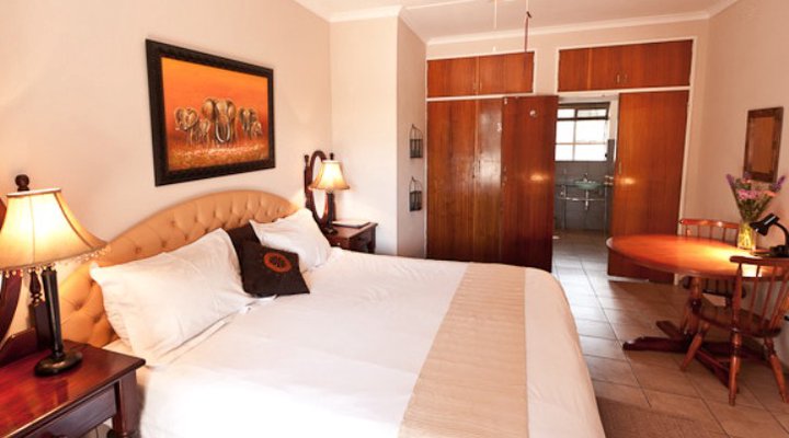 Kuru-Kuru Guest House