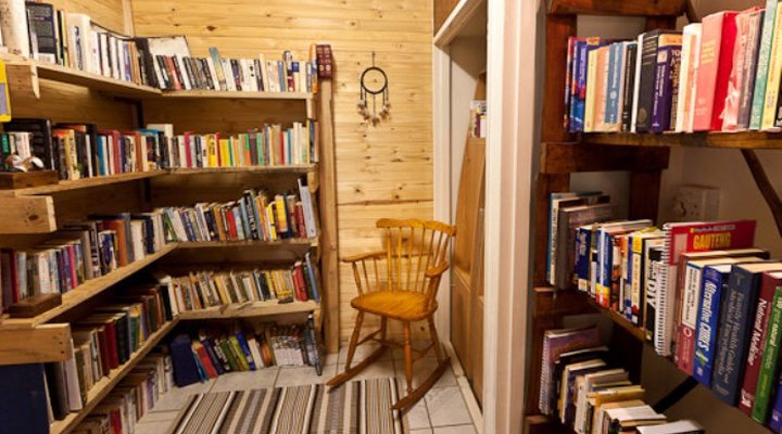 Kuru-Kuru Guest House