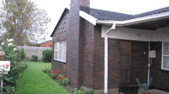 Magora Ase Africa Bed and Breakfast