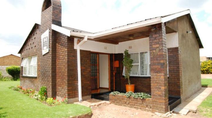 Magora Ase Africa Bed and Breakfast