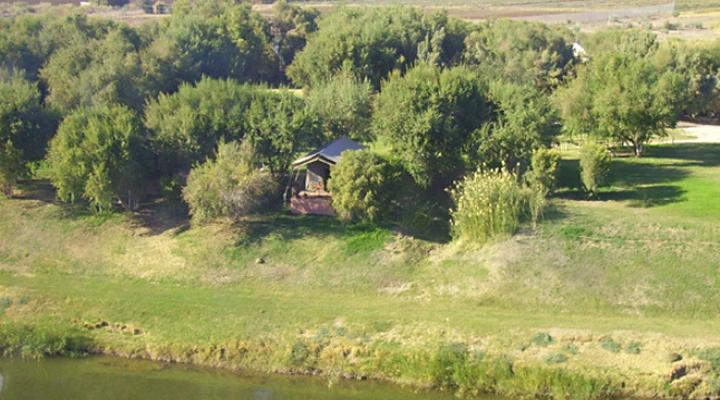 Oewerbos River Camp