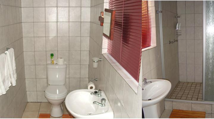 Len's Bed and Breakfast