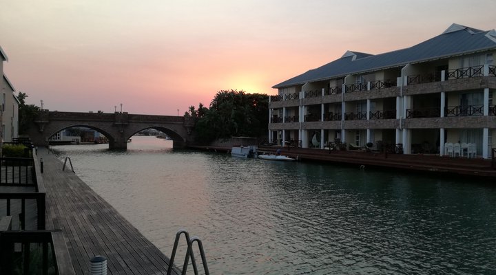 Waterside Living - Aruba Breeze 12