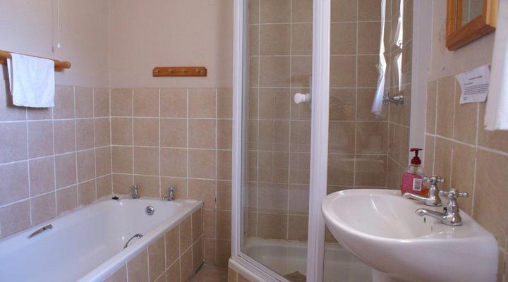 Sterland Skrywershuisie & Annex