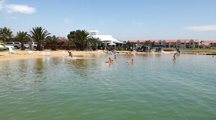 Waterside Living - Aruba Breeze 12