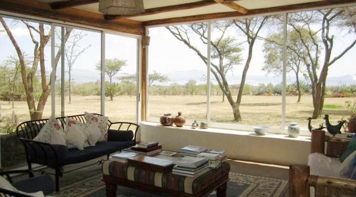 Lakai House and Cottages