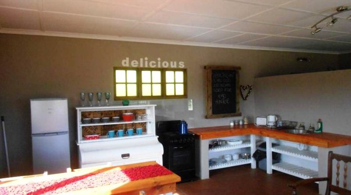 Grootvalleij Farm Accommodation- Blommehuisie