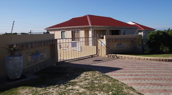 Waterside Living - Marina Sands 22