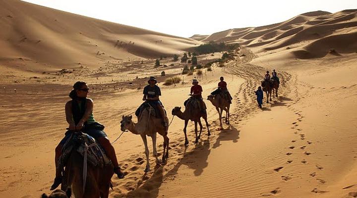 Auberge Les Pyramides Hotel