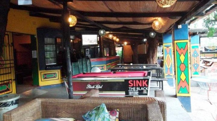 Shoestrings Backpackers Lodge