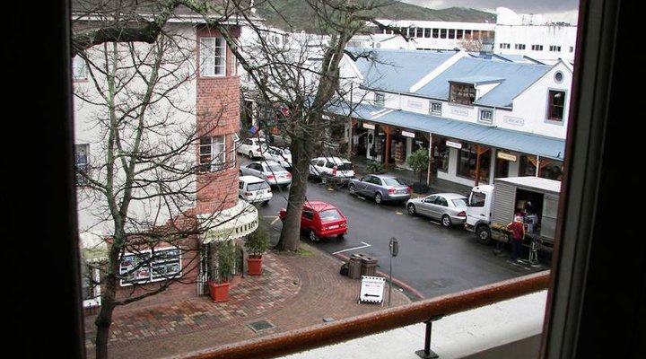 Candy Lee Accommodation Stellenbosch - Ikati