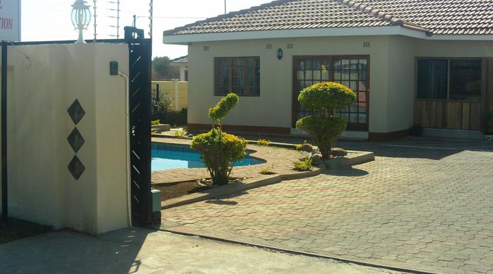 Comfort Palace Guest House