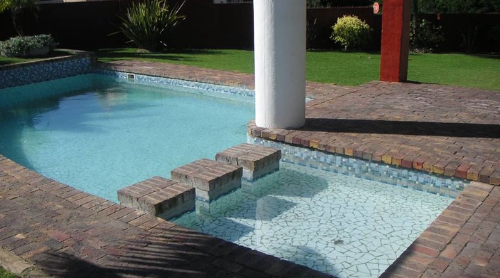 Waterside Living - Dolphin Bay 03
