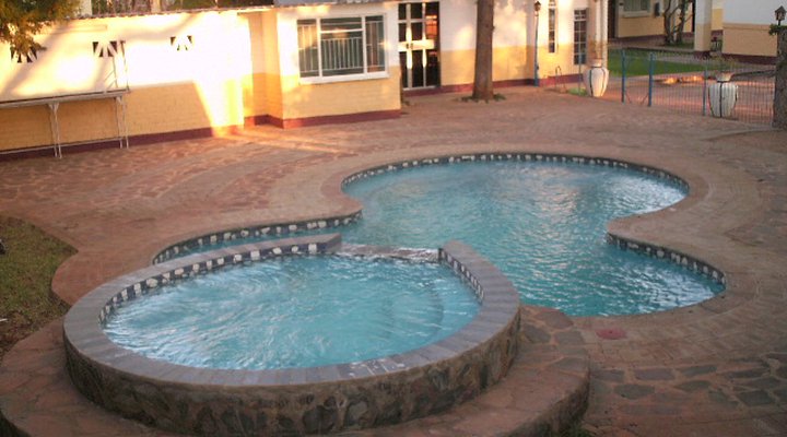 Bettina Executive Guest Lodge