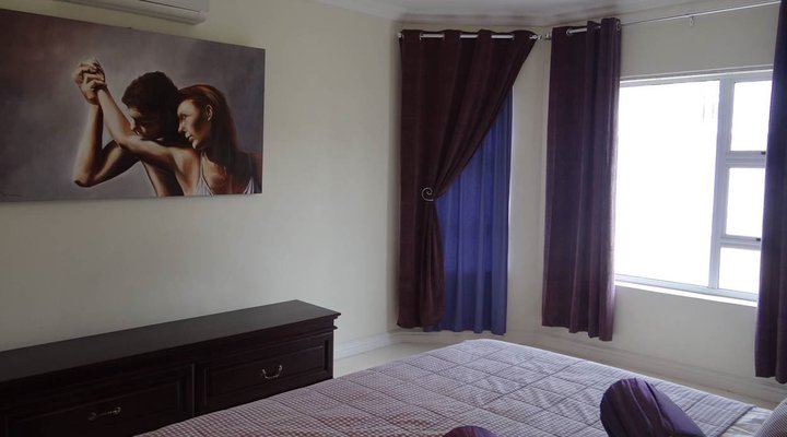 Waterside Living - Marina Martinique 1304