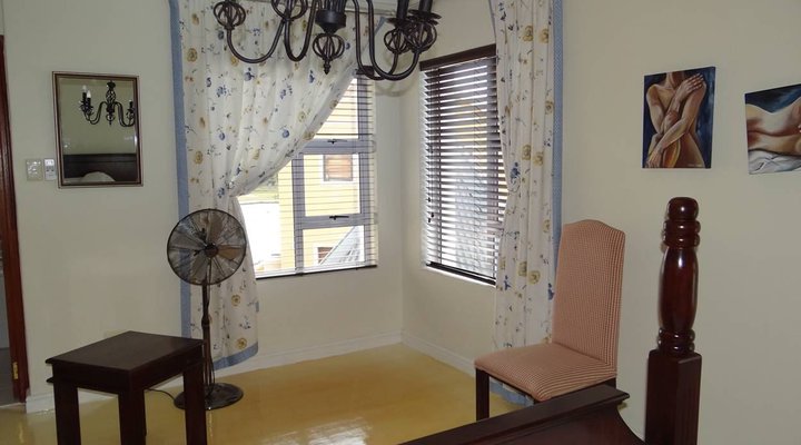Waterside Living - Marina Martinique 1304