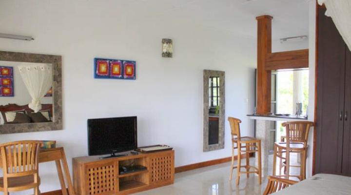 La Digue Self-catering Apartments