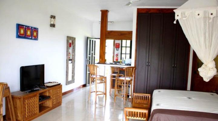 La Digue Self-catering Apartments