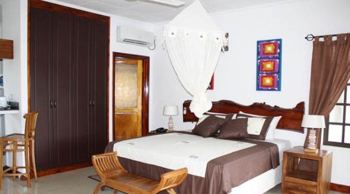 La Digue Self-catering Apartments