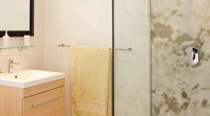 Footprints in the Sandals