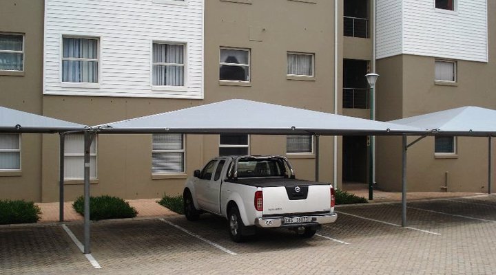 Ellis Self-catering: Estoril Villas Flat 6