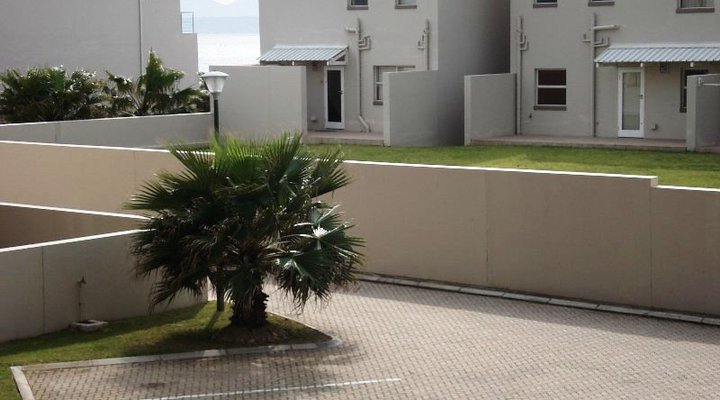 Ellis Self-catering: La Palma Villa Flat C13