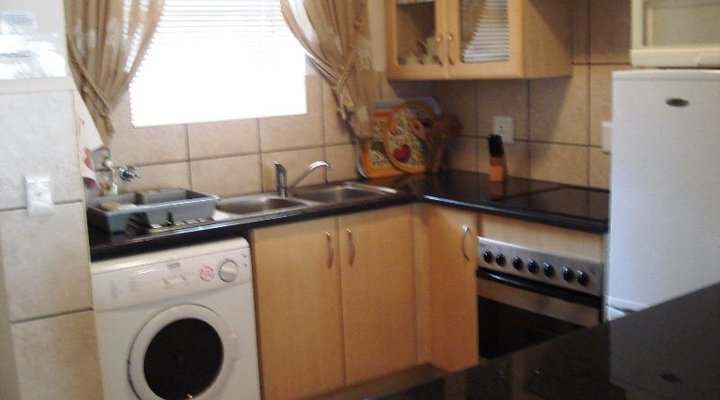 Ellis Self-Catering: Portobelo Flat 24