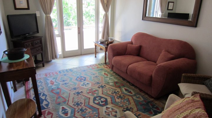 Candy Lee Accommodation Stellenbosch - Ikati