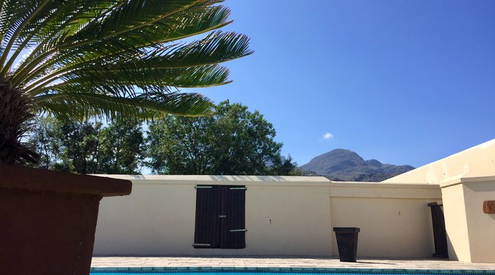 Glen Craig Country House