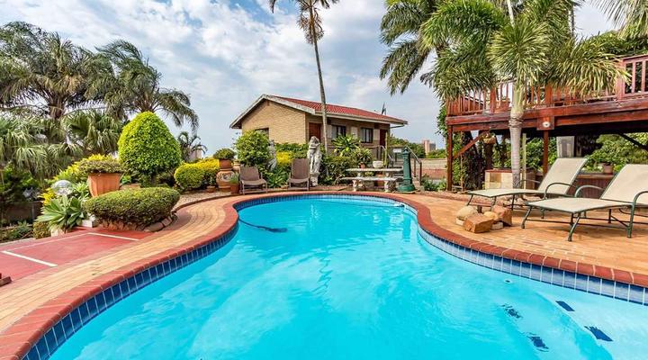 Palm Lodge Guest House